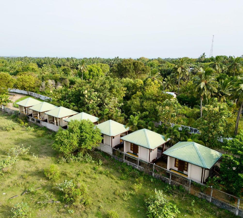 Hotel Sunrise Cabanas Arugam Bay Exteriér fotografie